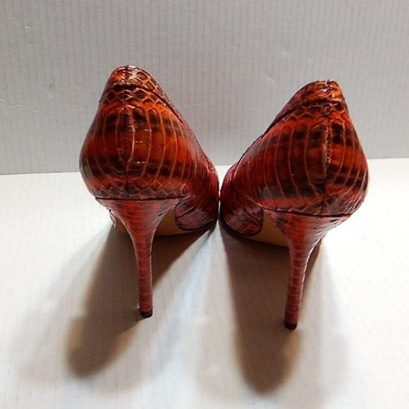 ANN TAYLOR PRE-OWNED SIZE 8 M HELL 3: INCH Elegant Orange Croc-Embossed Pumps - Picture 5 of 8
